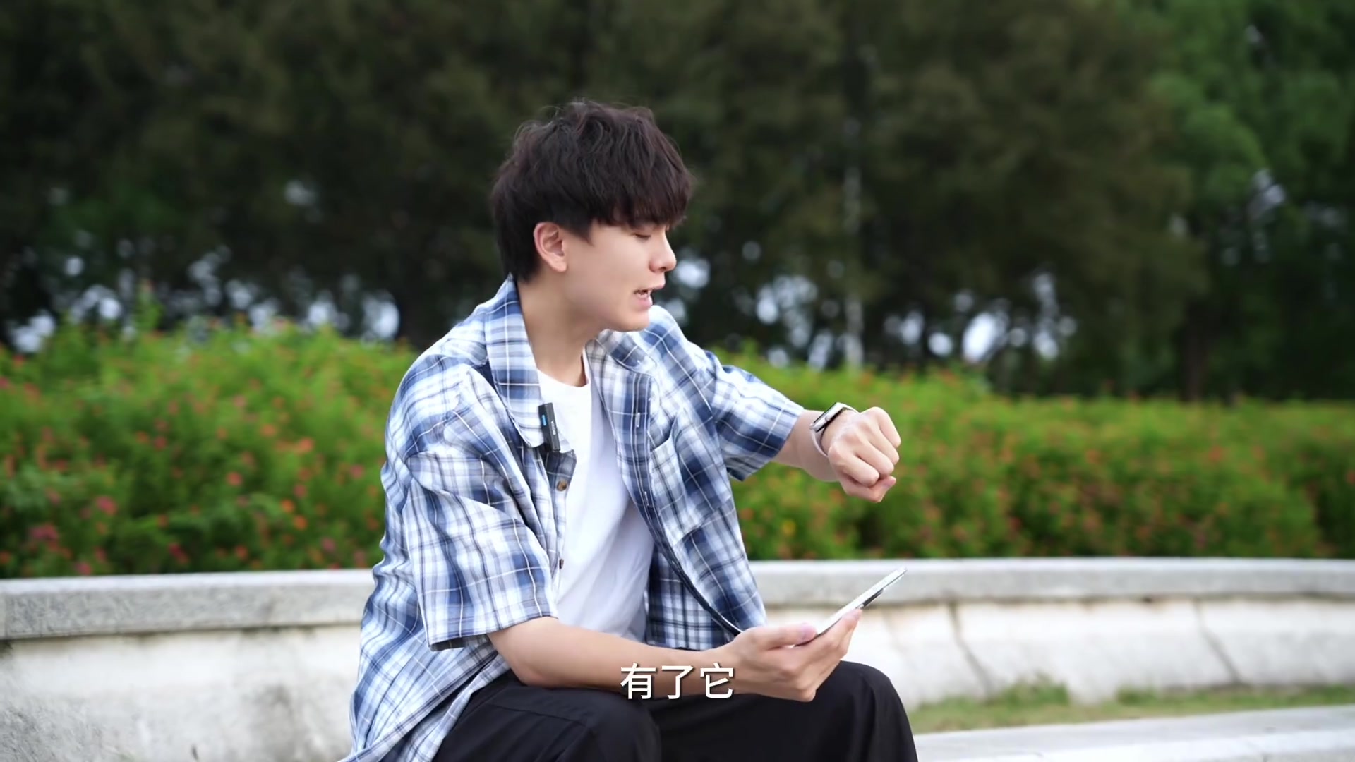 颜值与实力并存，娱乐运动两不误。iQOO WATCH GT 