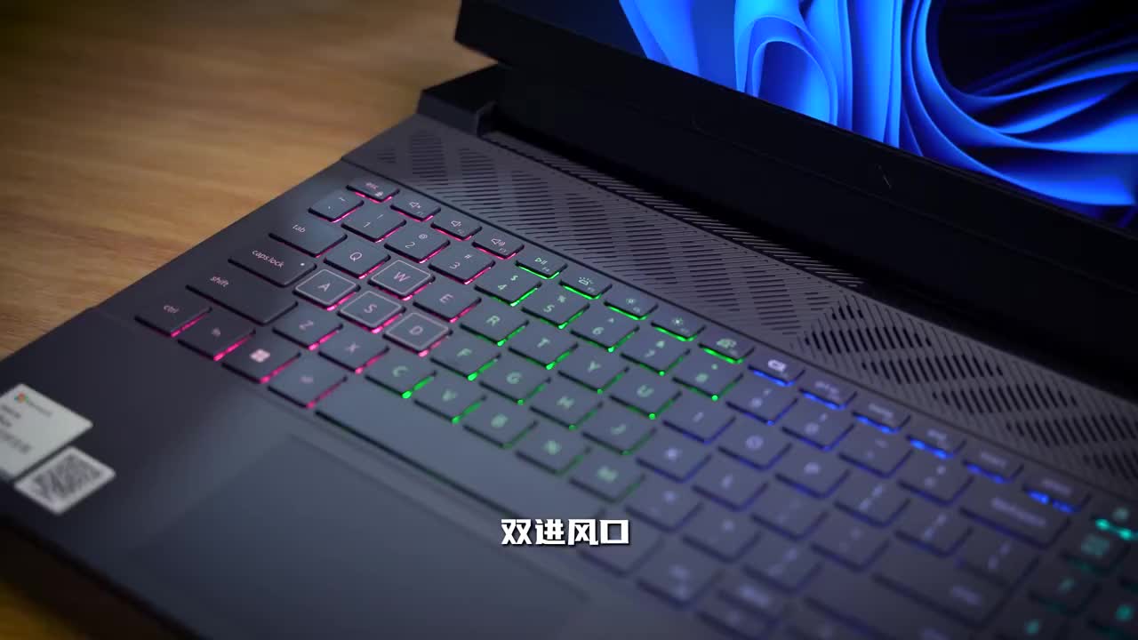 都卷起来了，连外星人的技术都用上了 