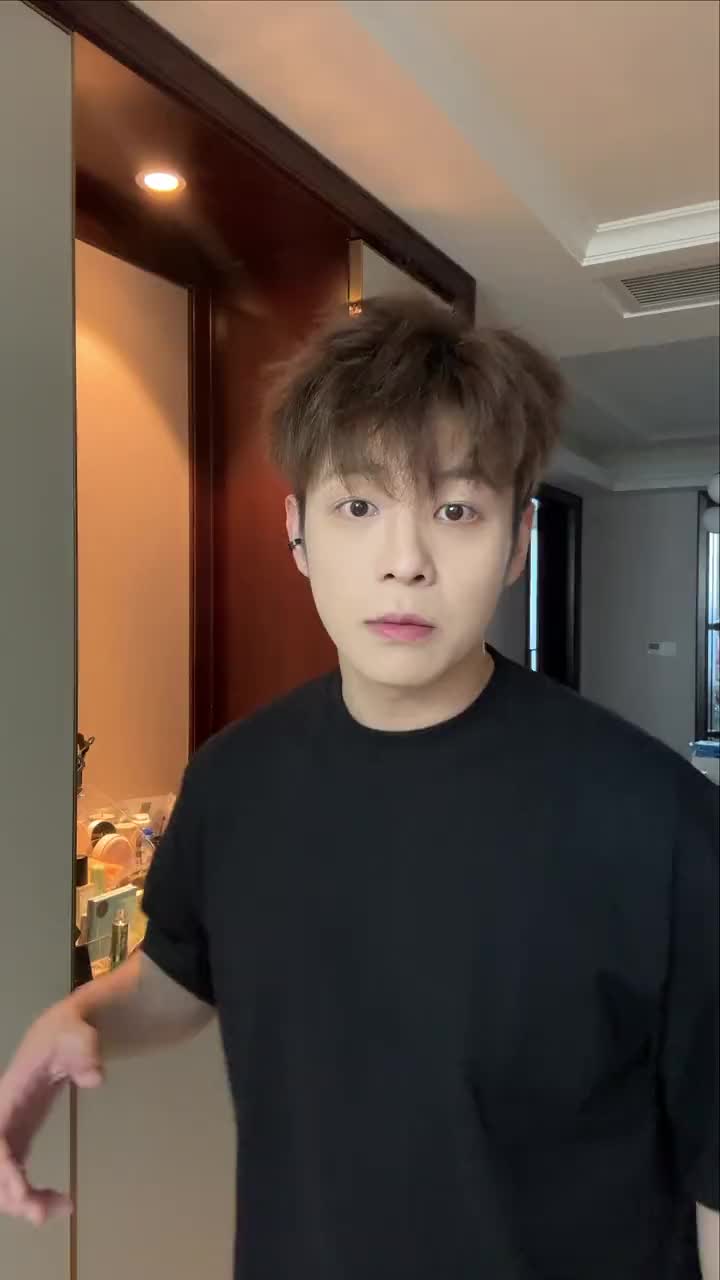 凭什么我们男人的脸就不能干干净净？！