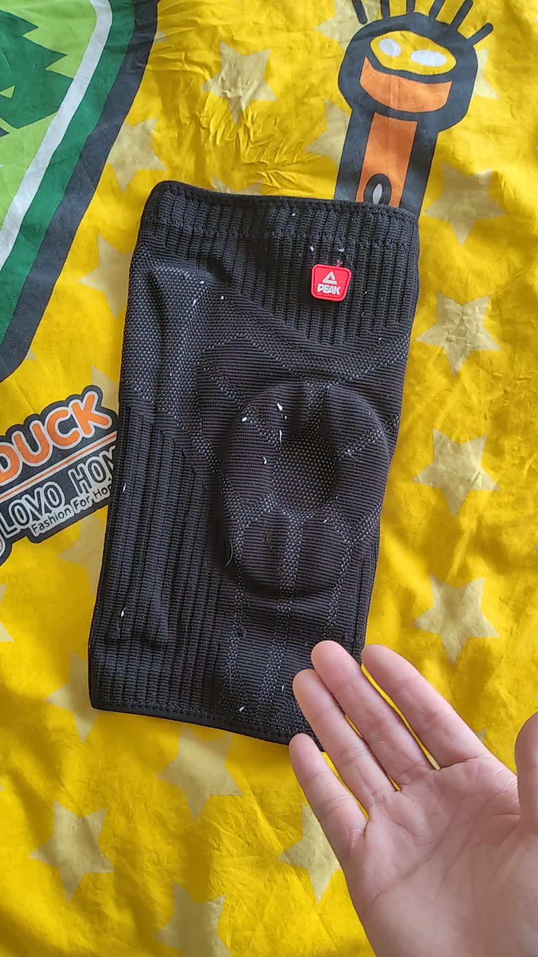 这护膝怎么这样设计？