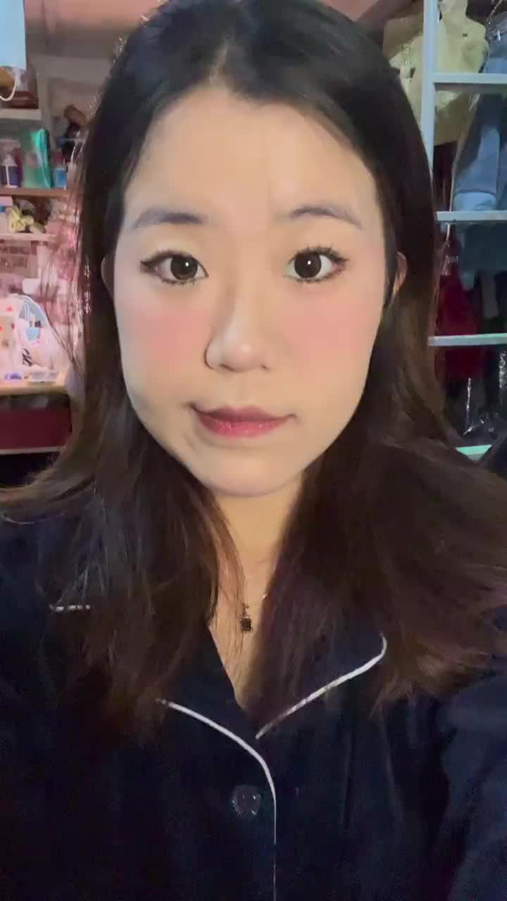 当普通女大学生开始化妆打扮自己❗️