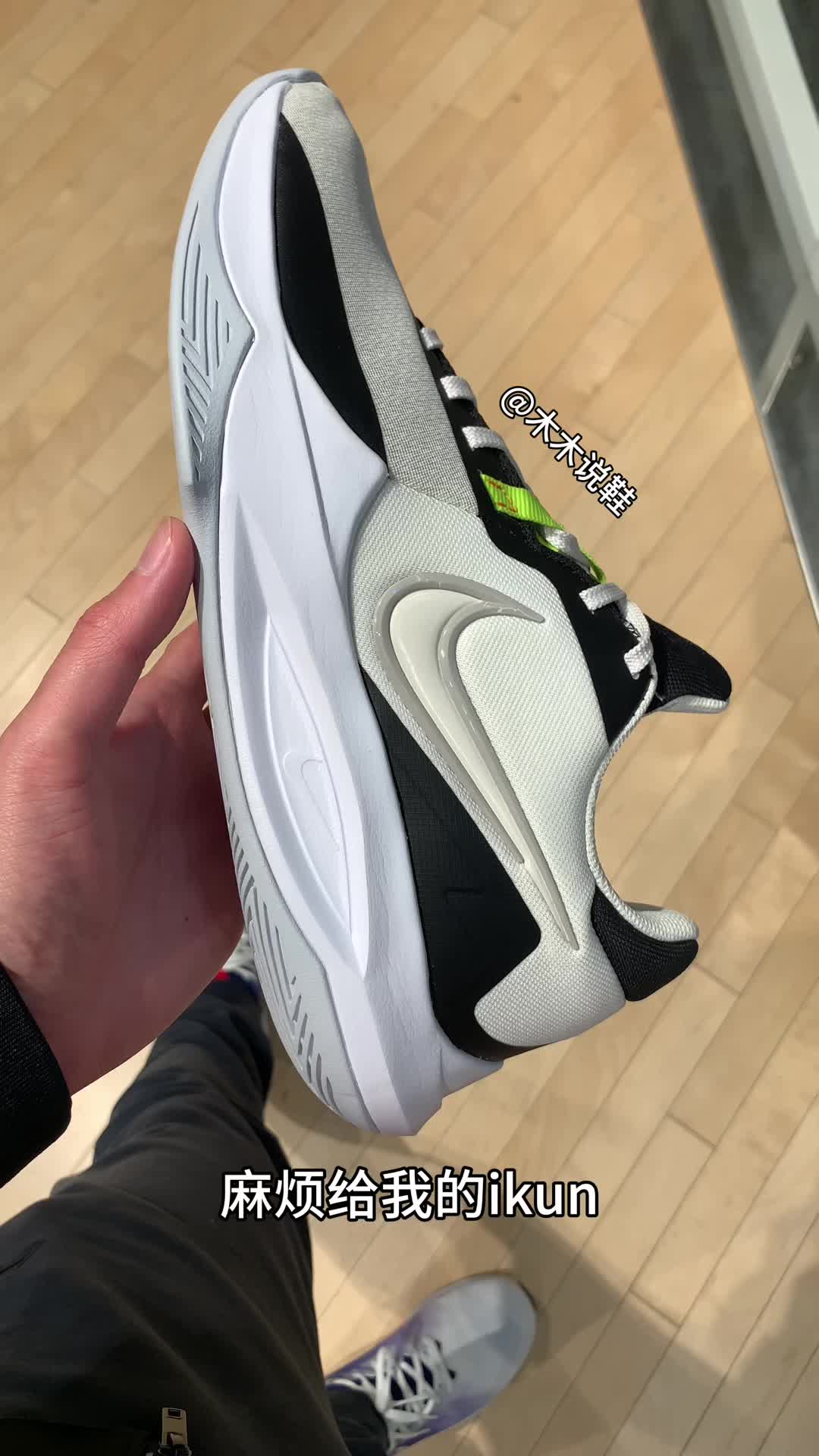 Nike Precision 6 确实很轻很贴地
