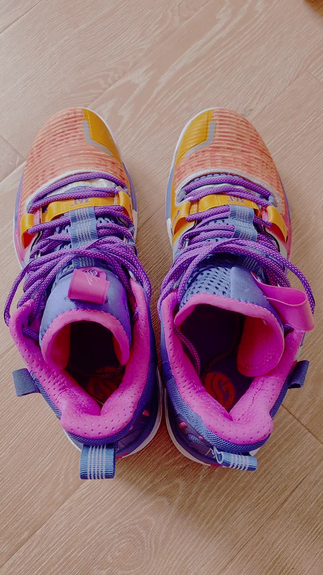 两双老鞋