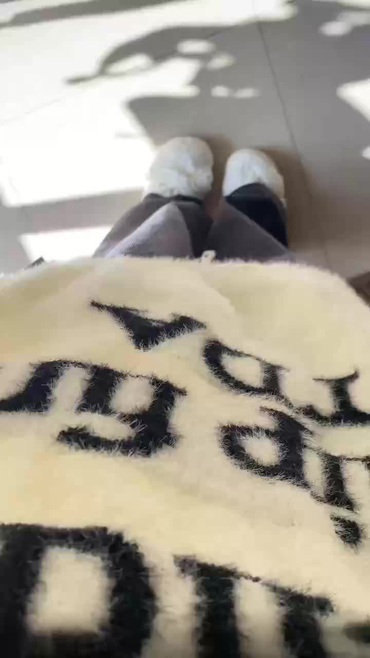 永远喜欢白色毛衣