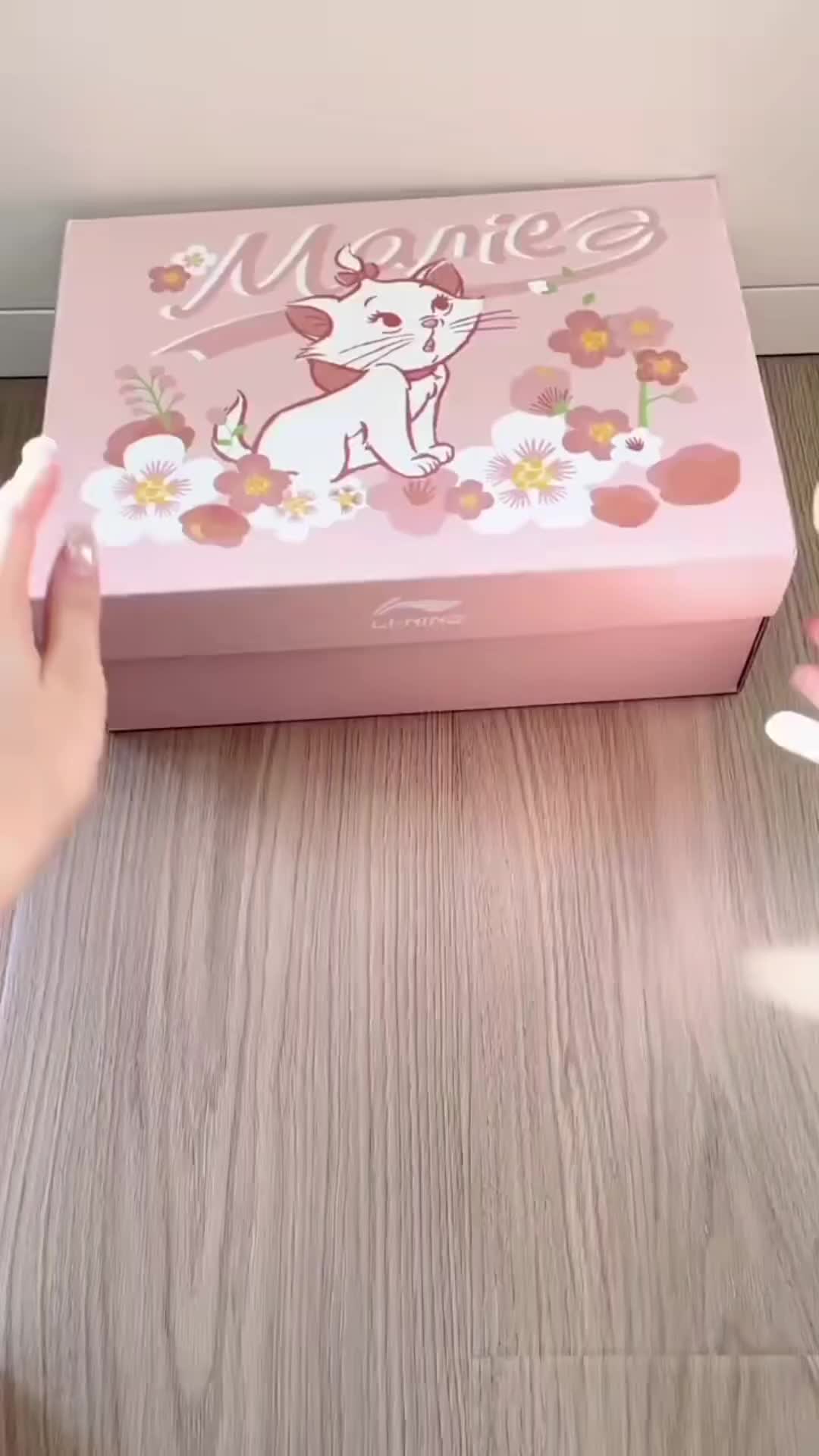 ～～好甜妹的鞋呀，奶油色的颜色搭配真的好