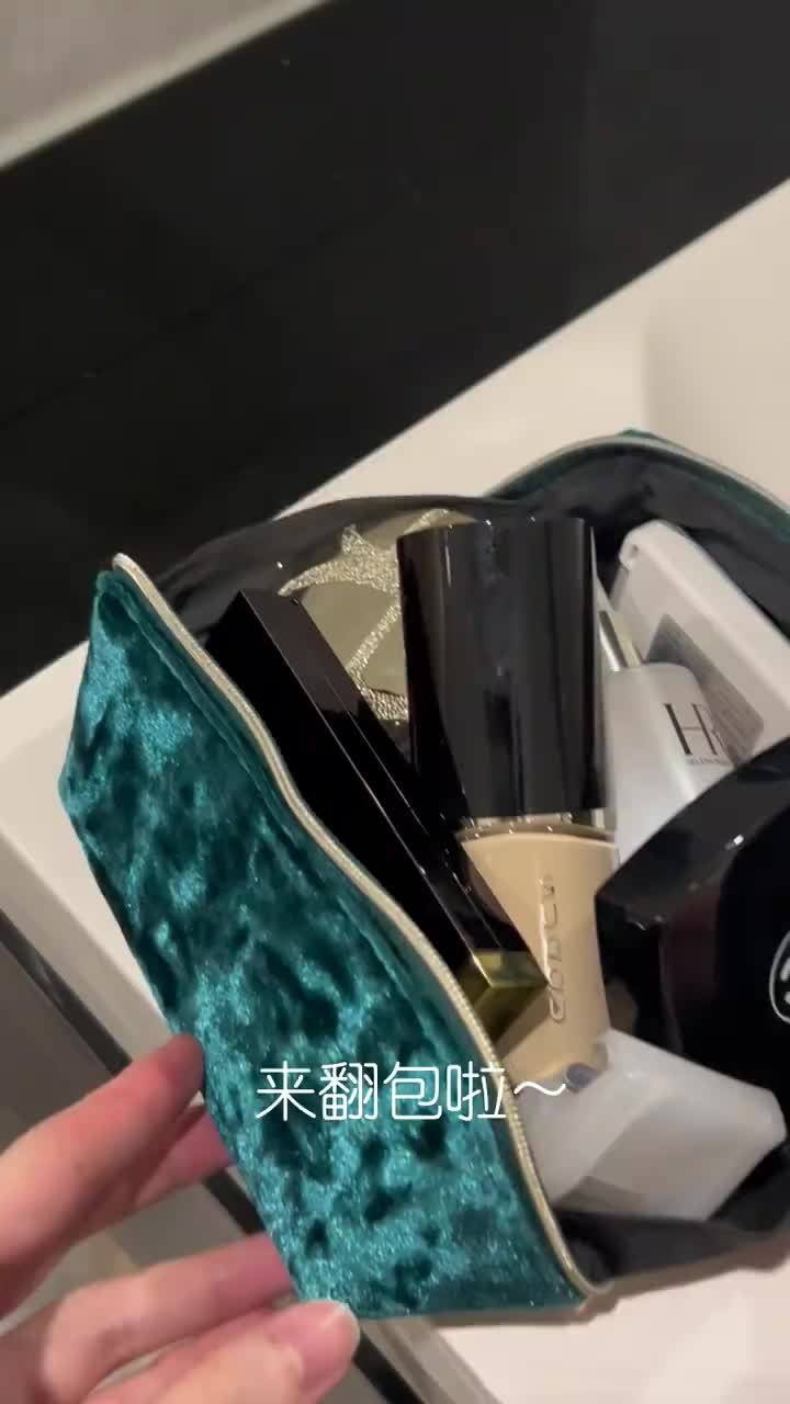 翻包日记☁️月薪1.8w早八人通勤包有什么