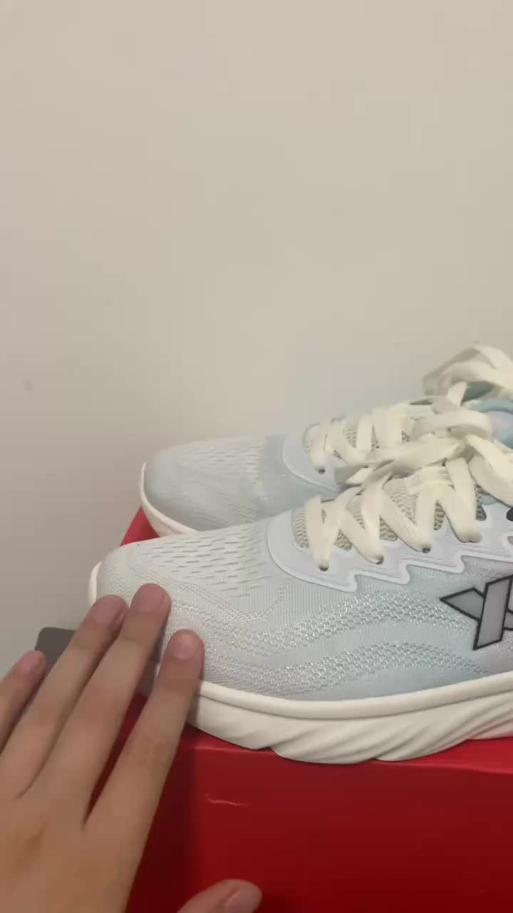 跑步🏃我一直想要非（飞）一般的脚感🙏