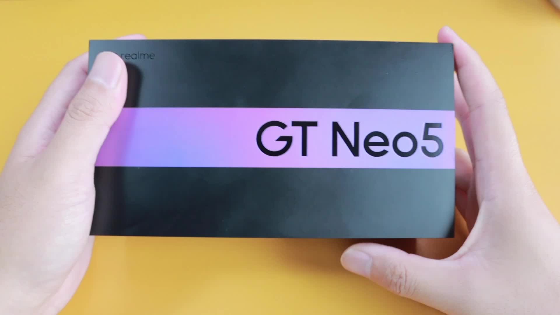 真我GT Neo5，均衡的中端手机