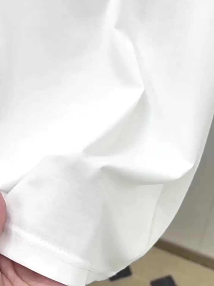💥爆款来袭！纯色V领短袖，夏日清凉必备！🌞