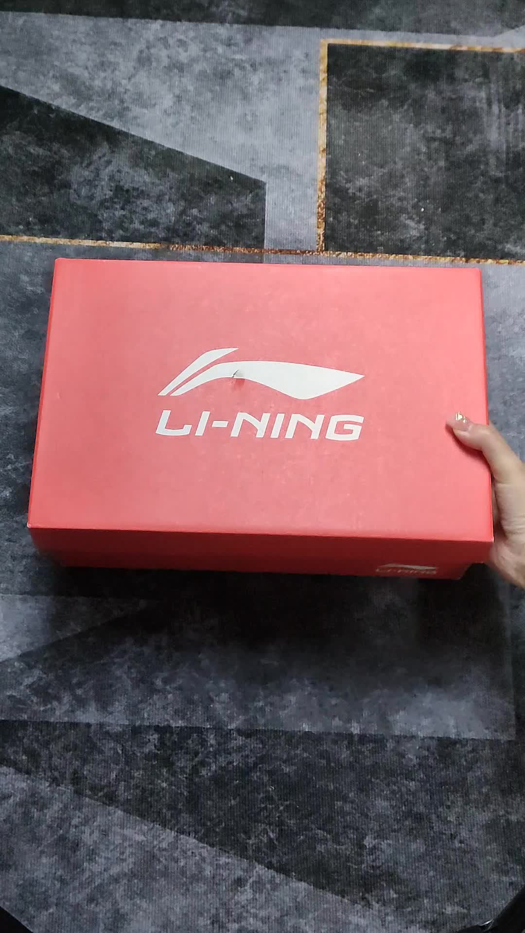 李宁蜜桃乌龙气质小板鞋，粉粉的很爱