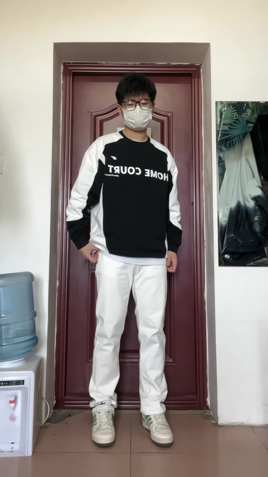 真的很喜欢富有设计感的衣服🌟