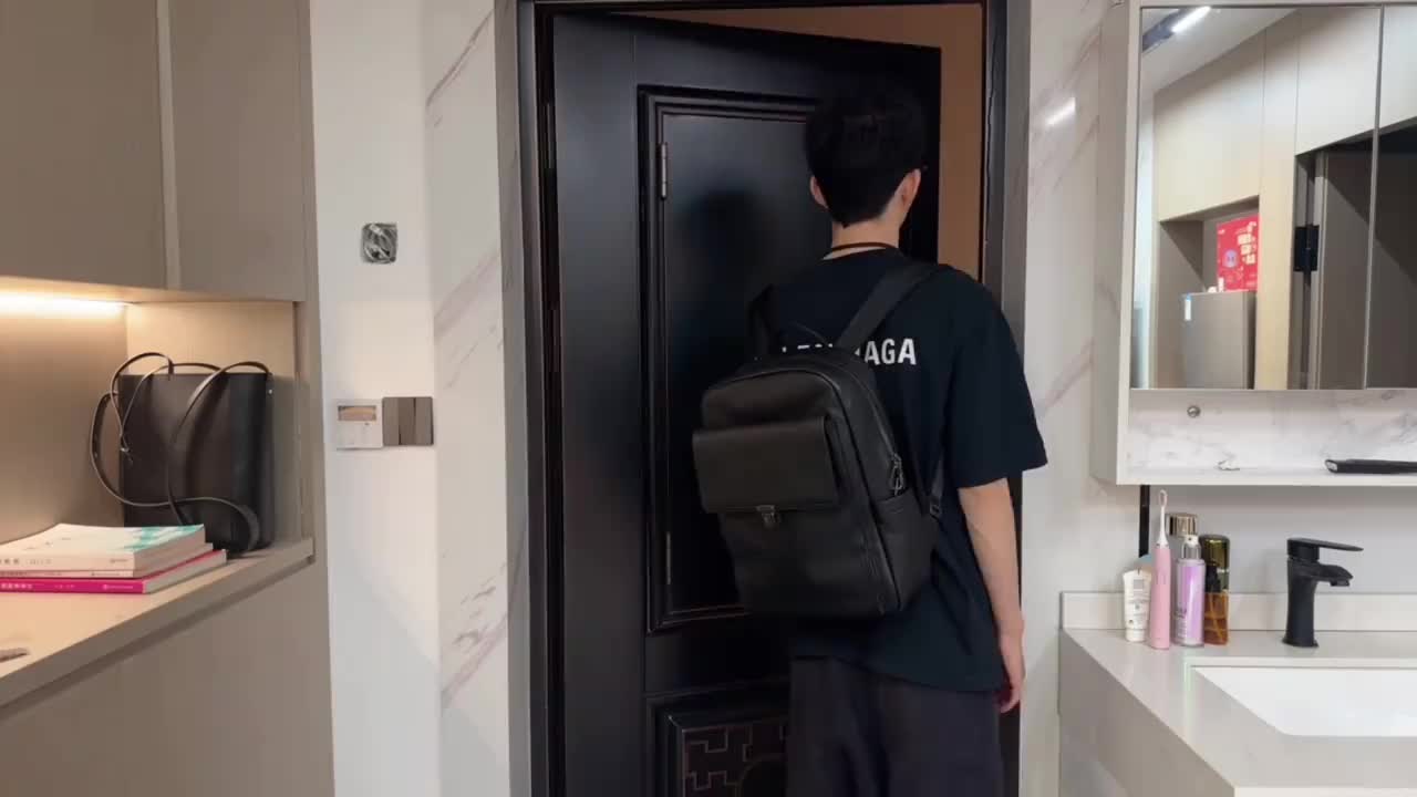vlog🧏🏻‍♂️｜男大学生早秋晚间护肤日记