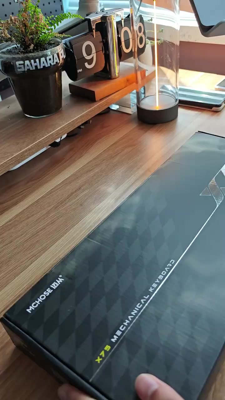 白天学生妹，晚上女DJ😍
