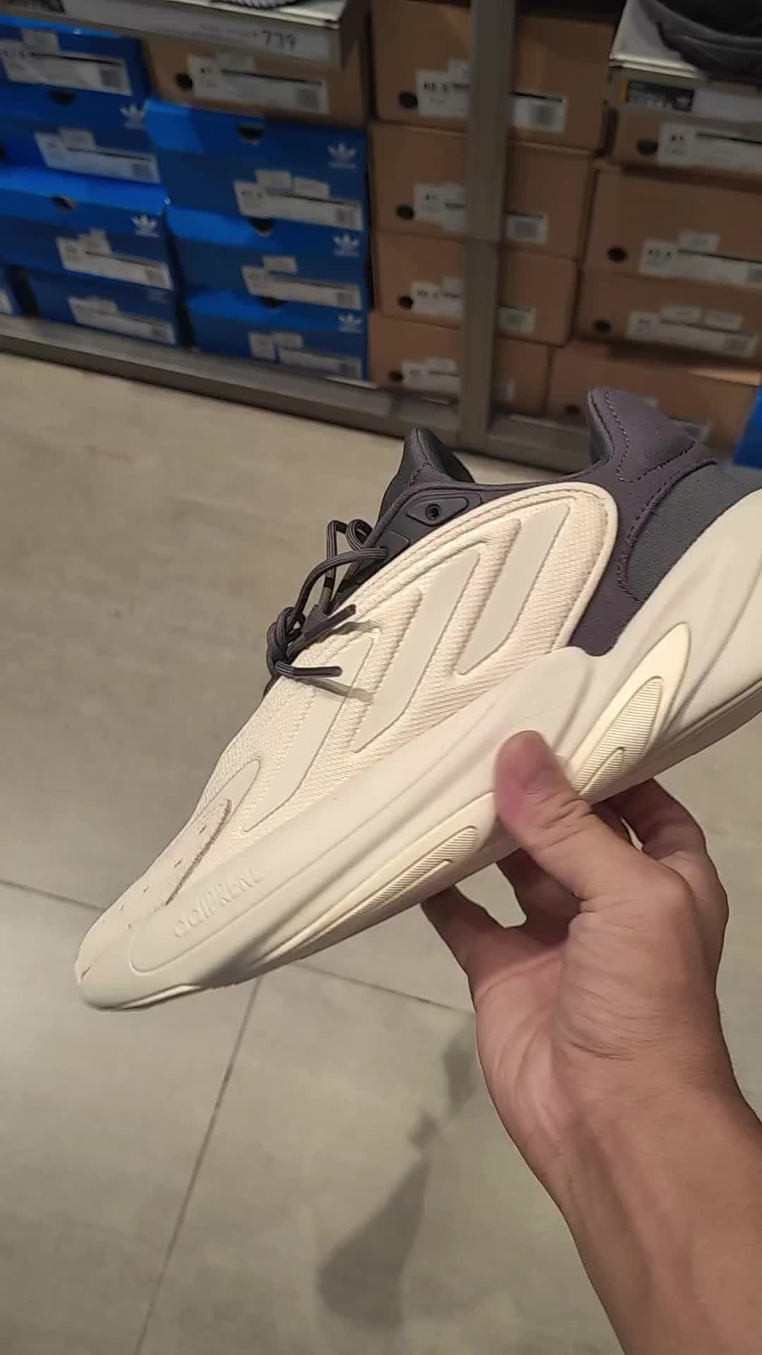 休闲鞋还是得看adidas三叶草！