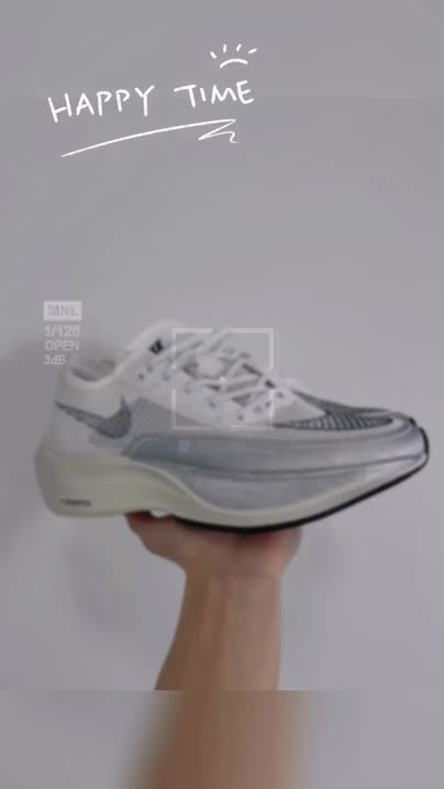 Nike ZoomX VaporFly NEXT% 2 白色/黑色 实拍展示