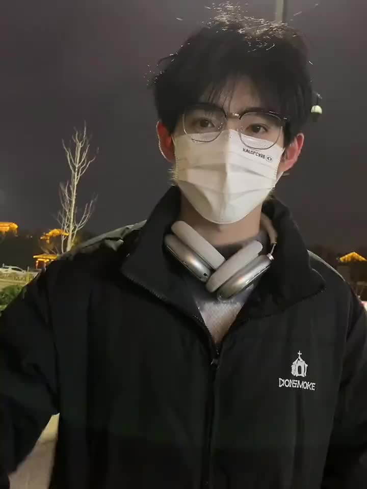 理想型的眼镜男友