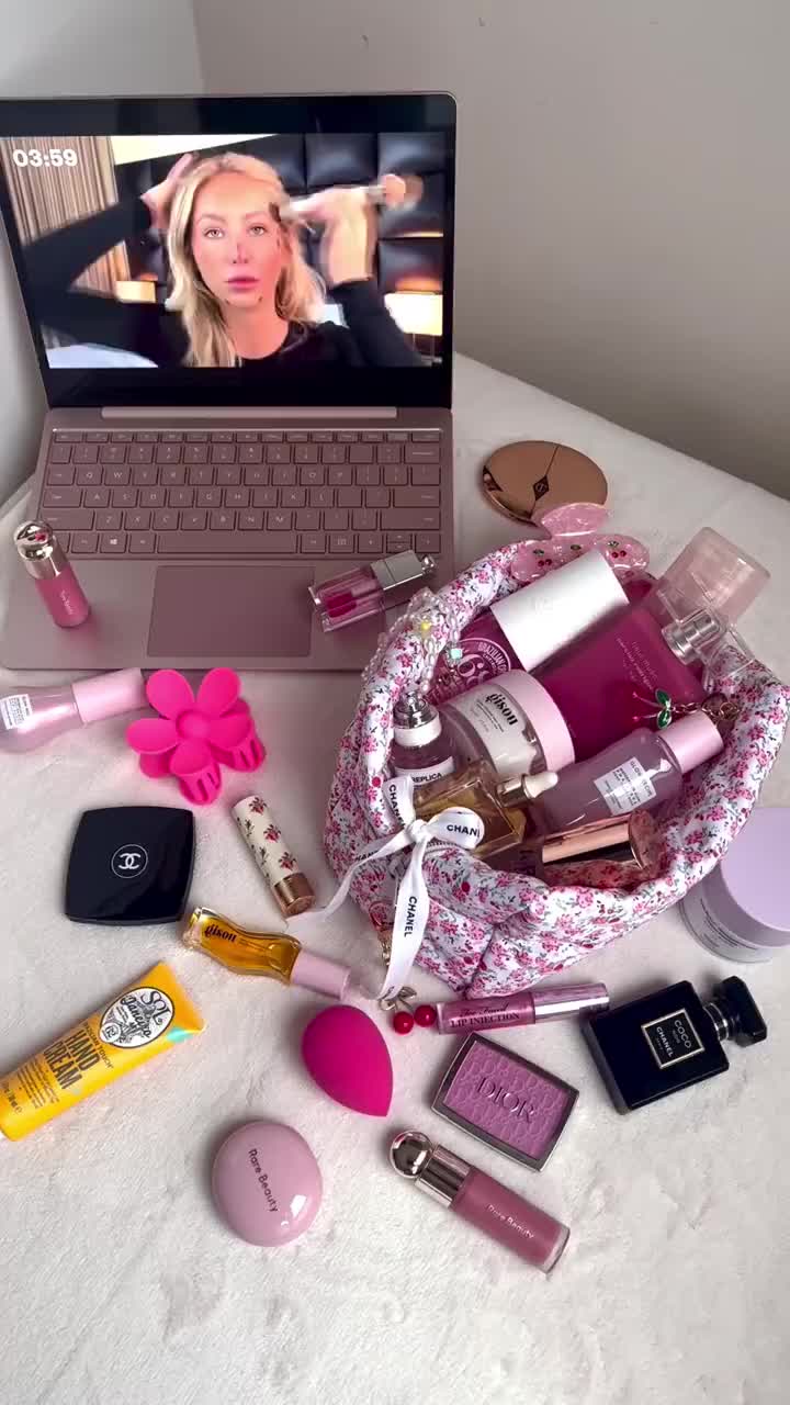 my cute makeup stuff🩷💗💖💕