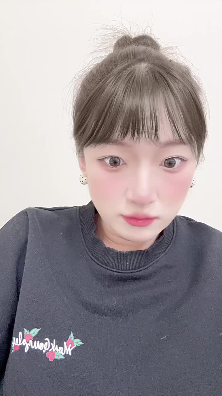 小任沉浸式|让整个脸都嫩嘟嘟的乌木玫瑰妆！