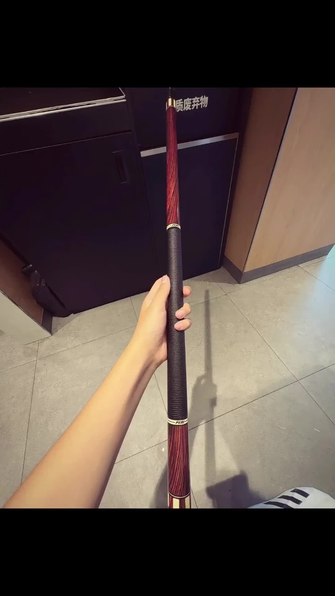 他们喜欢五颜六色的镶嵌  我们爱你素面朝天