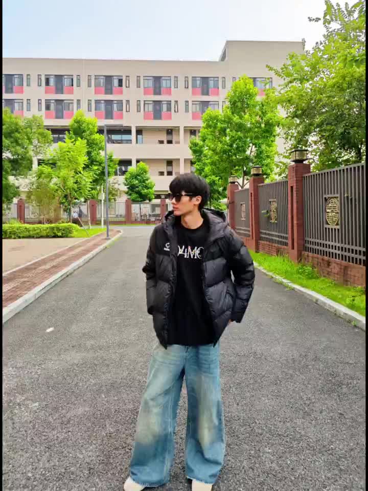 广东降温？防水充绒高的羽绒安排起来！