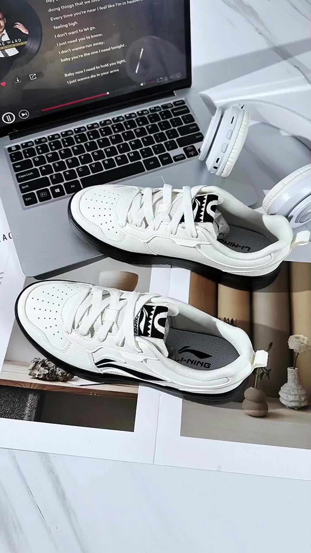 告诉你个秘密，我捡到宝了，就是这双鞋