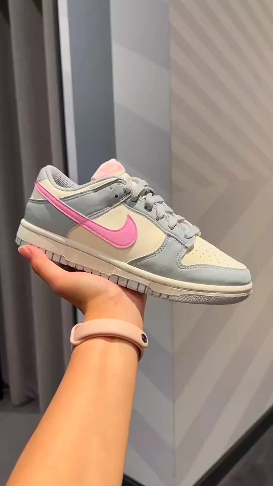 Nike Dunk "Indigo Haze" 皮革 时尚百搭 低帮 板鞋 女款 紫粉白