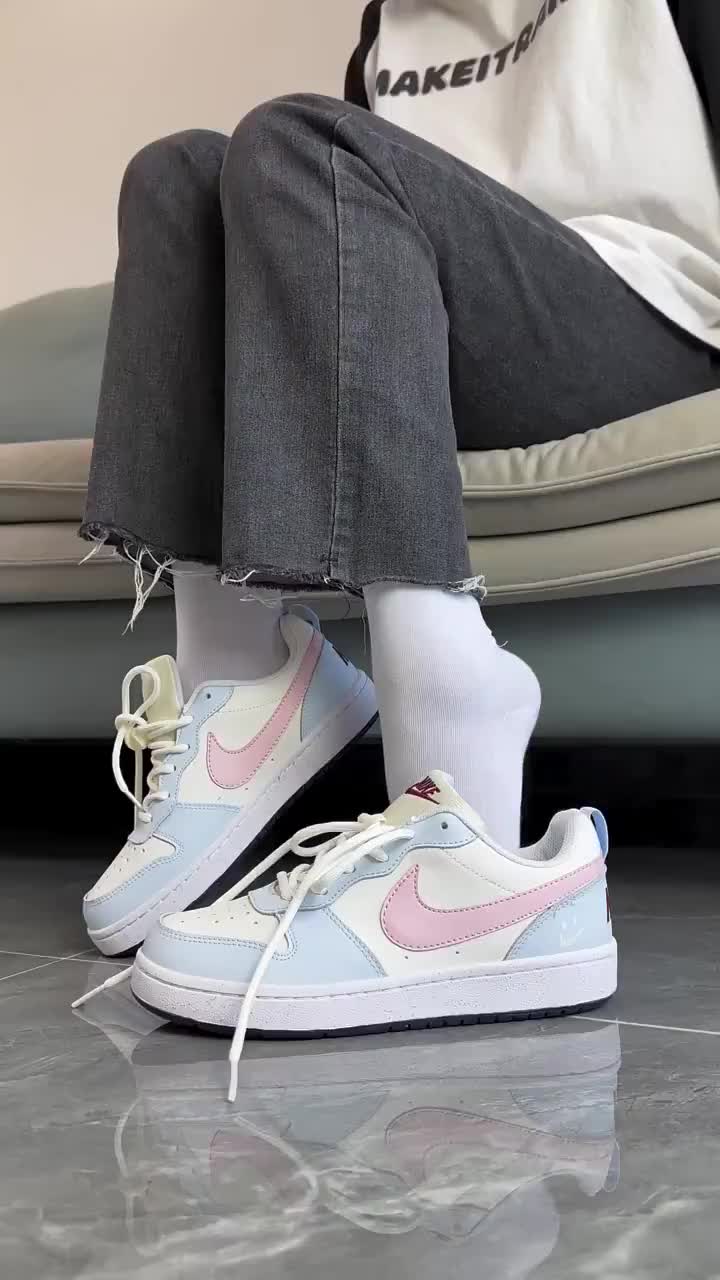 Nike 粉蓝配色板鞋✨ 谁穿谁是甜酷少女