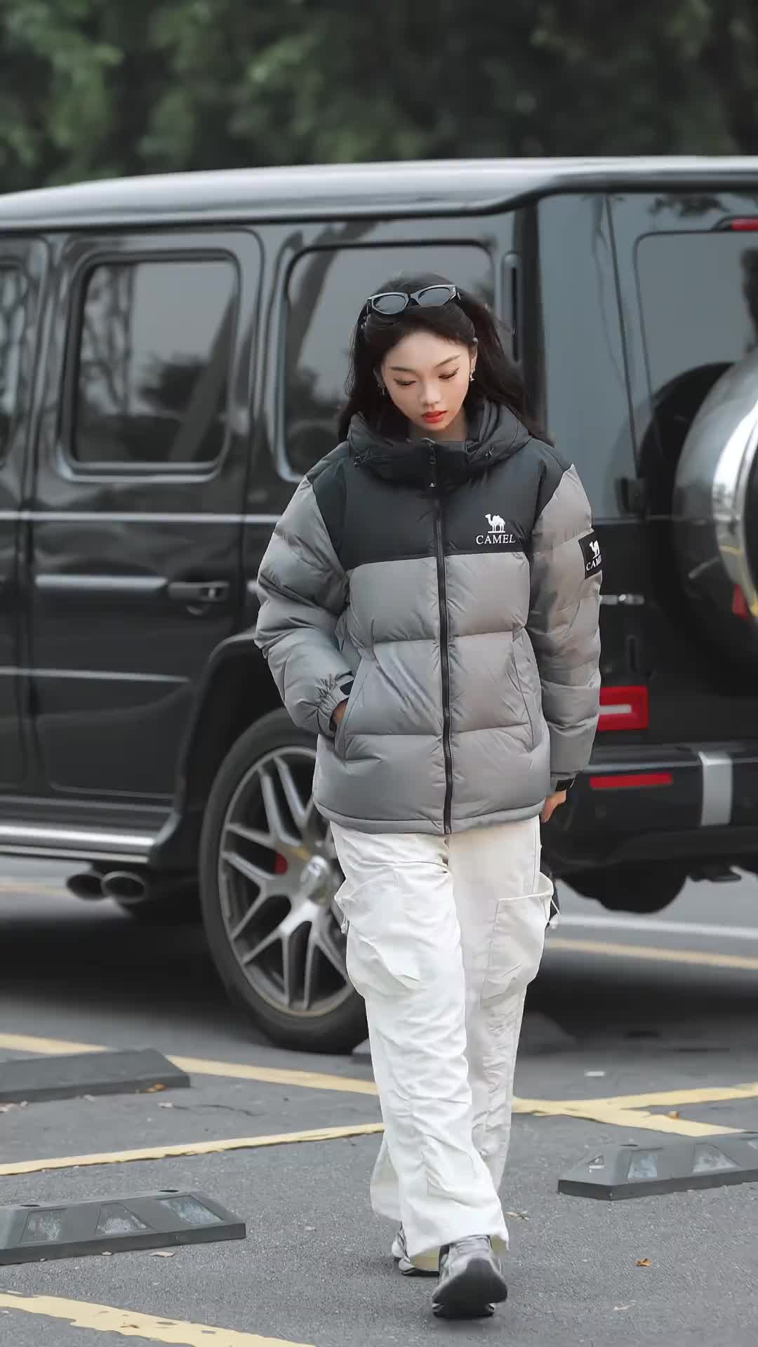 很喜欢这款骆驼这款羽绒服很好看嘎嘎推荐入手