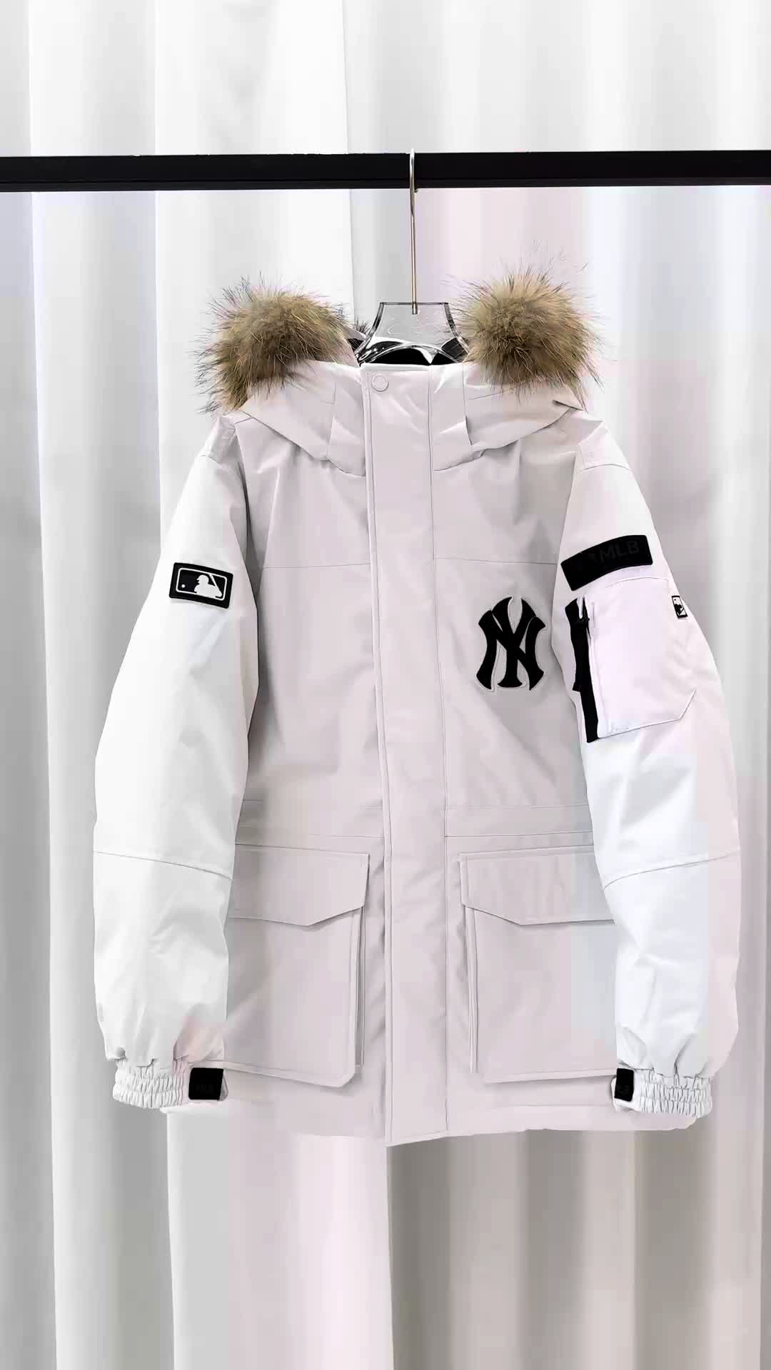 MLB羽绒服 | 冬日保暖时髦利器