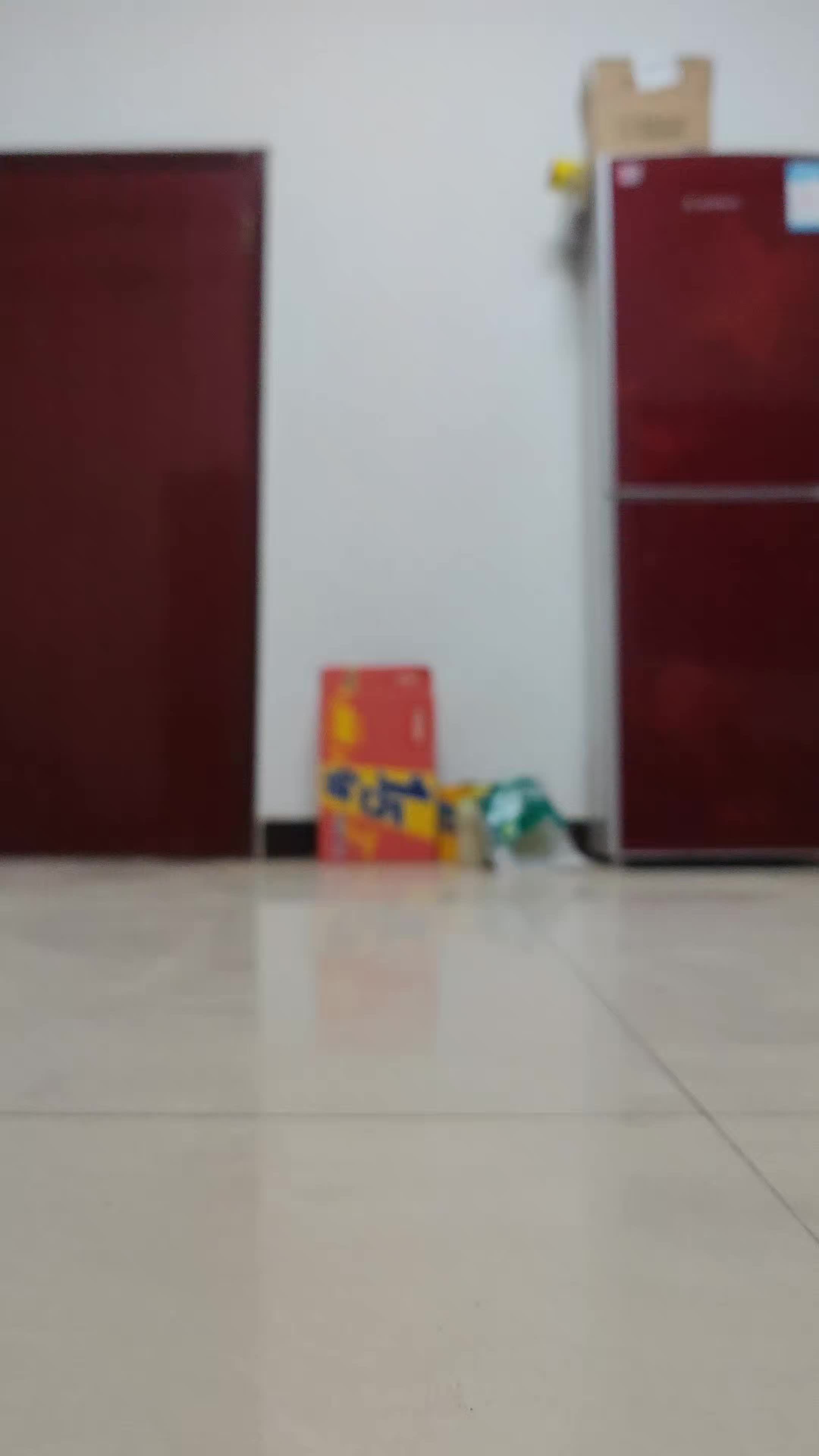 把世界调成静音 聆听飞电4c的声音