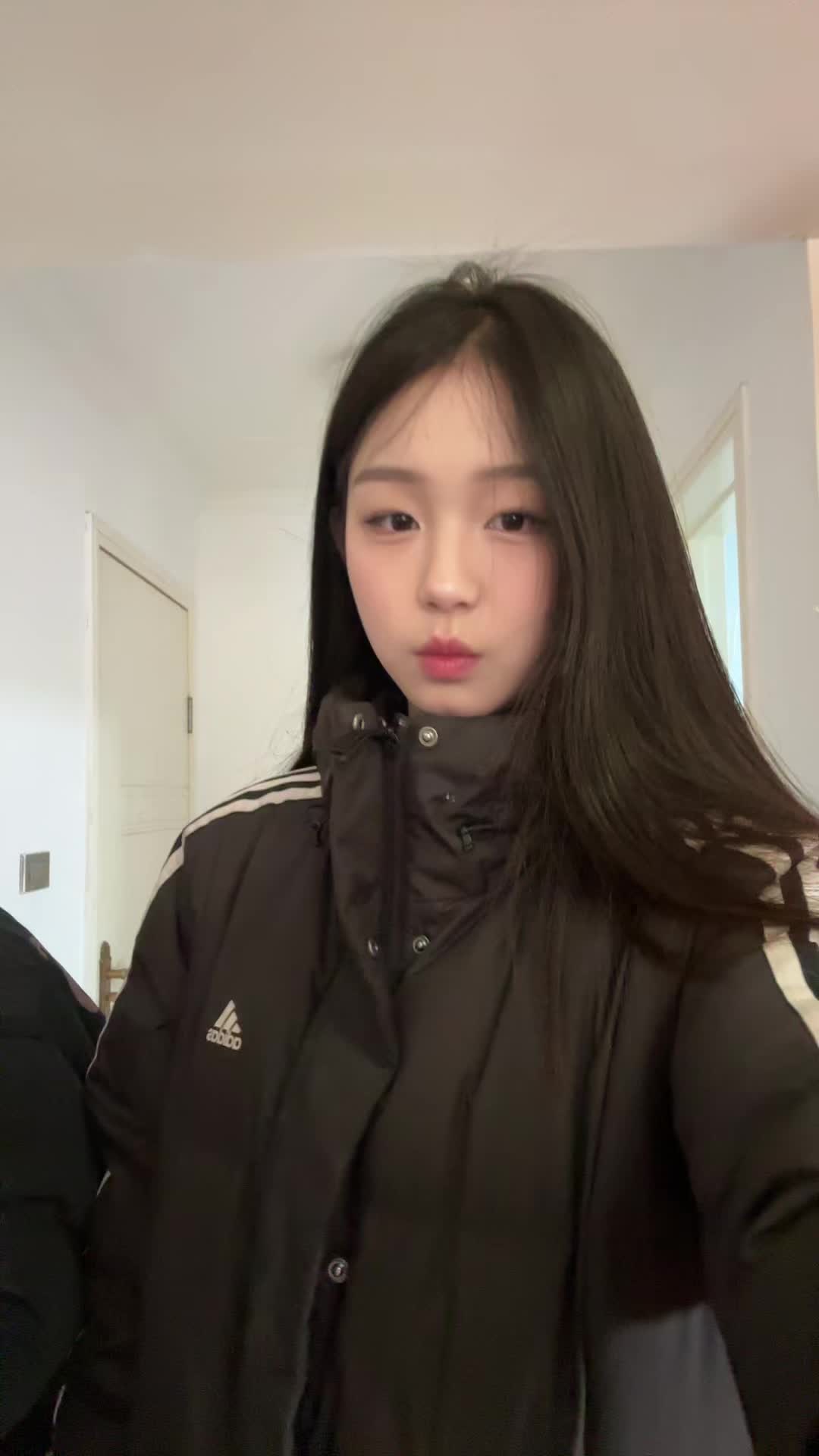 阿迪达斯长款羽绒服好好看600蓬