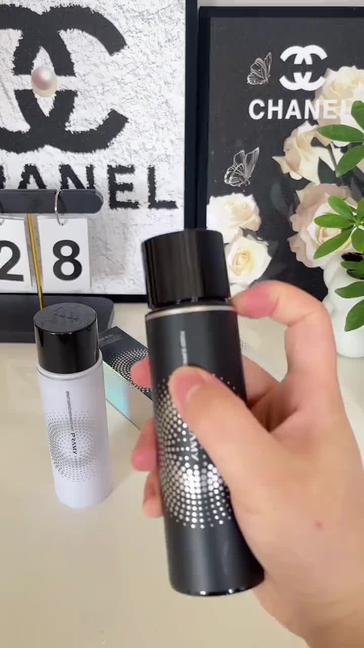 我的天呐‼️ 柏瑞美定妆喷雾之前贵的我都不舍得用，现在做活动也太划算了吧，一秒成膜，防水防汗，爱出油