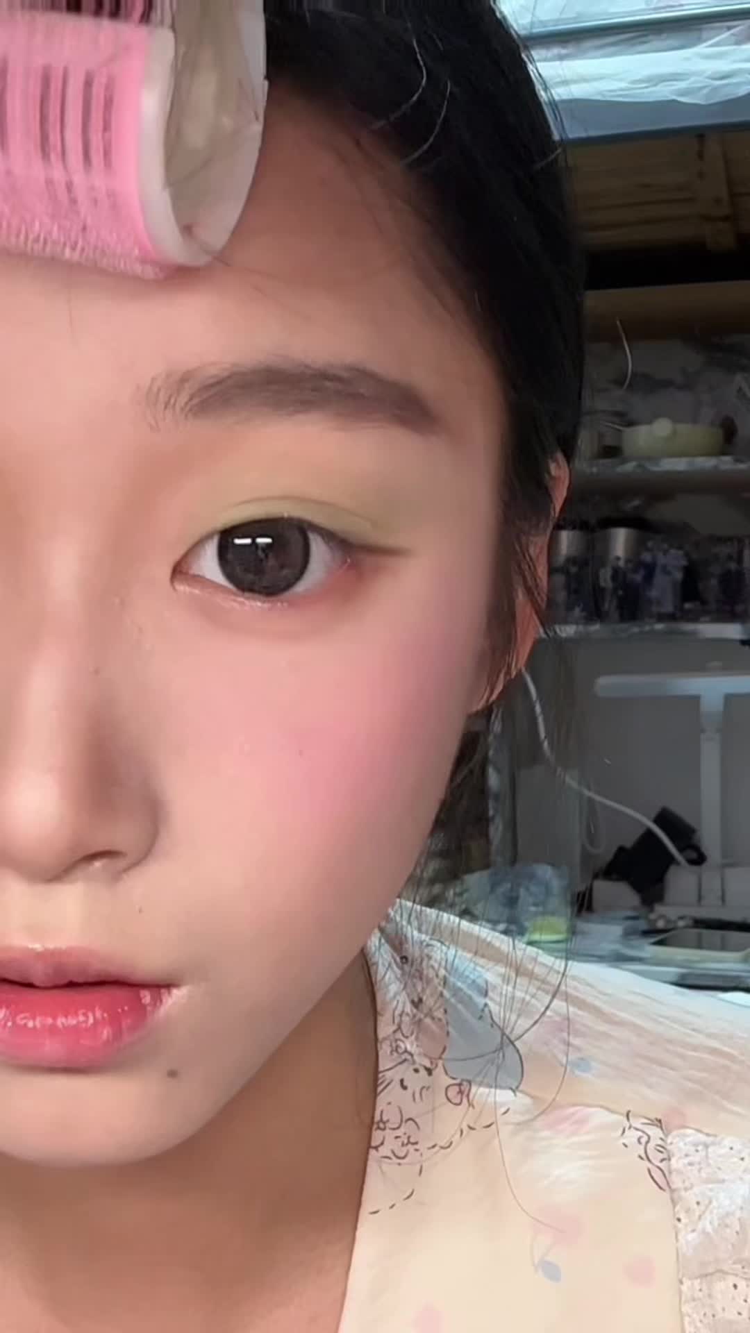 用一把刷子可以画出的下至