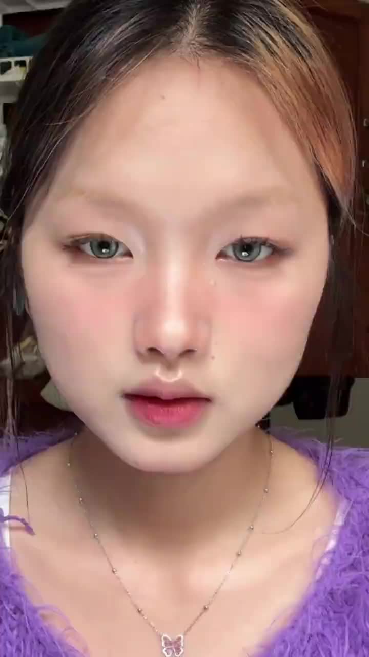 不画眼线不贴双眼皮｜春日氧气感妆