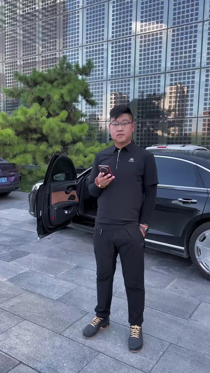 拿捏瑜伽裤第一步 先穿商务