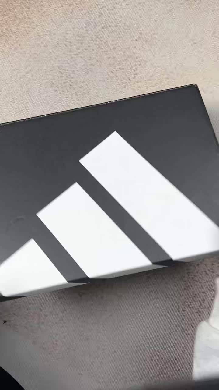 阿迪奶白灰⚪÷慵懒感😌🟰软乎咯！