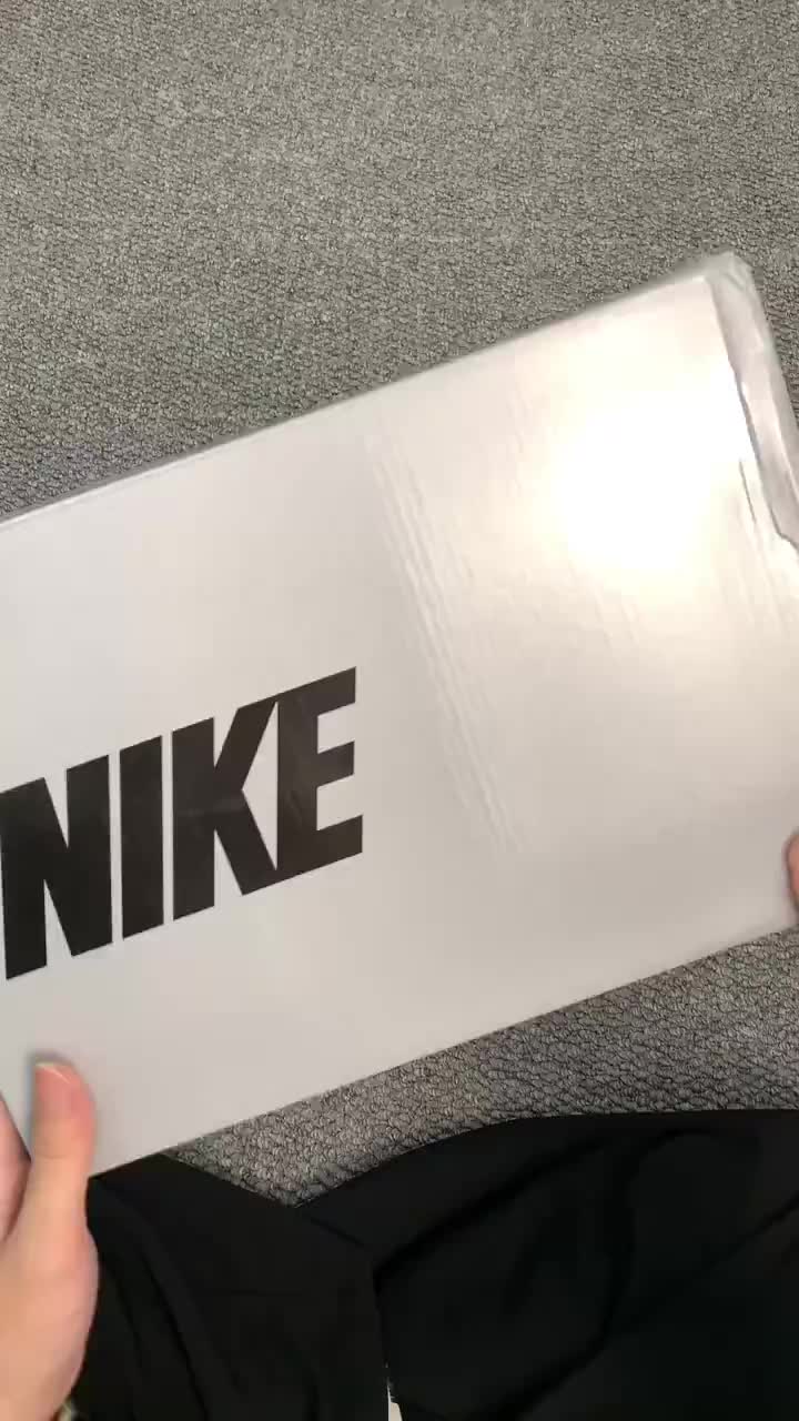 3开拿下发售价1159联名Nike!!又赚到了