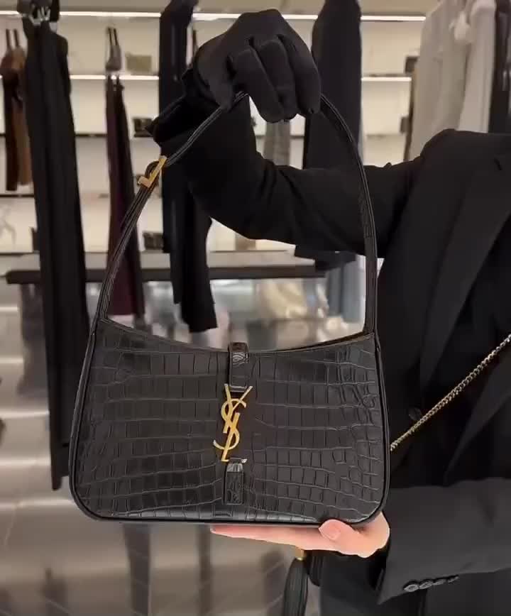 【Blackpink-Rose同款】YSL/圣罗兰 Le5A7 Logo光滑鳄鱼纹小牛皮革钩扣开合腋