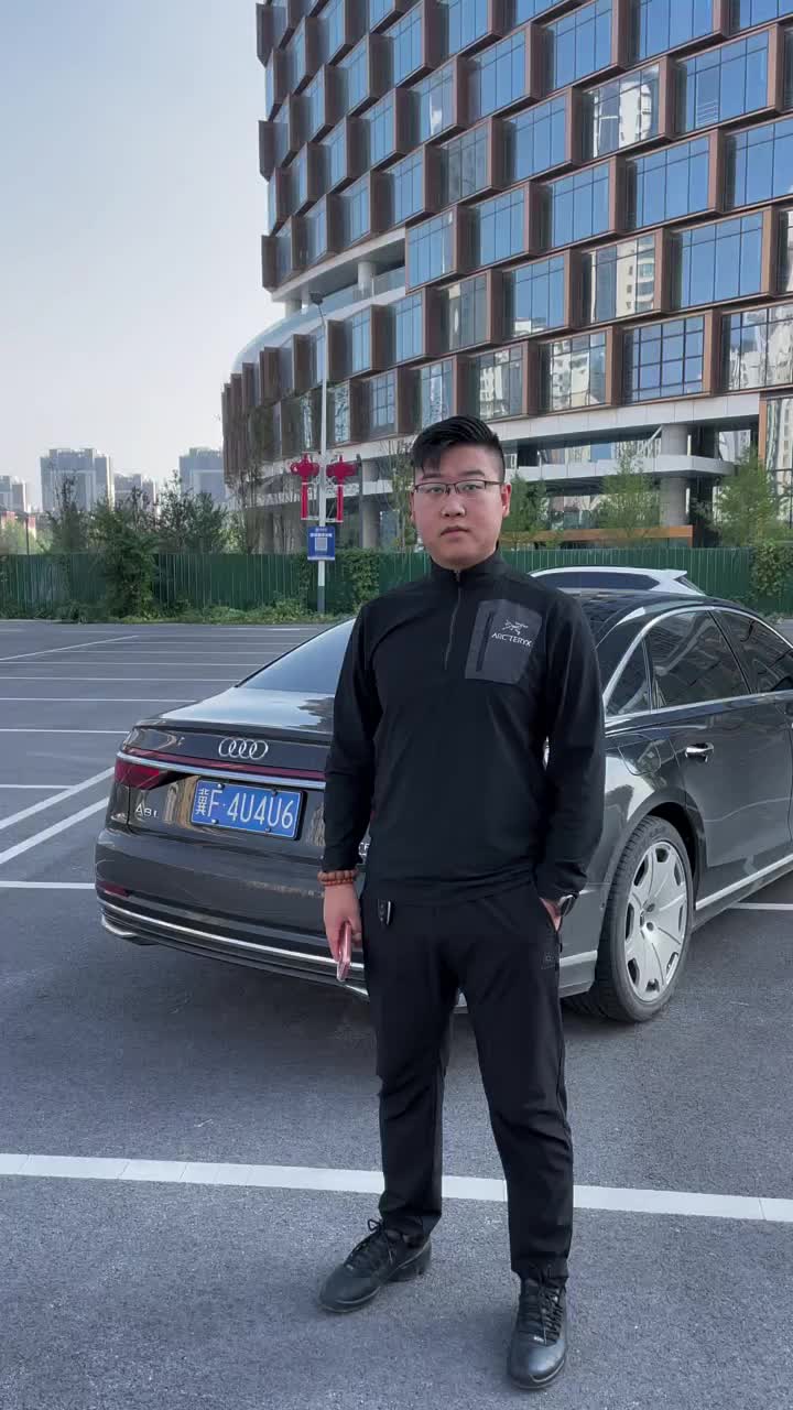 穿这一身去上学必须有面子
