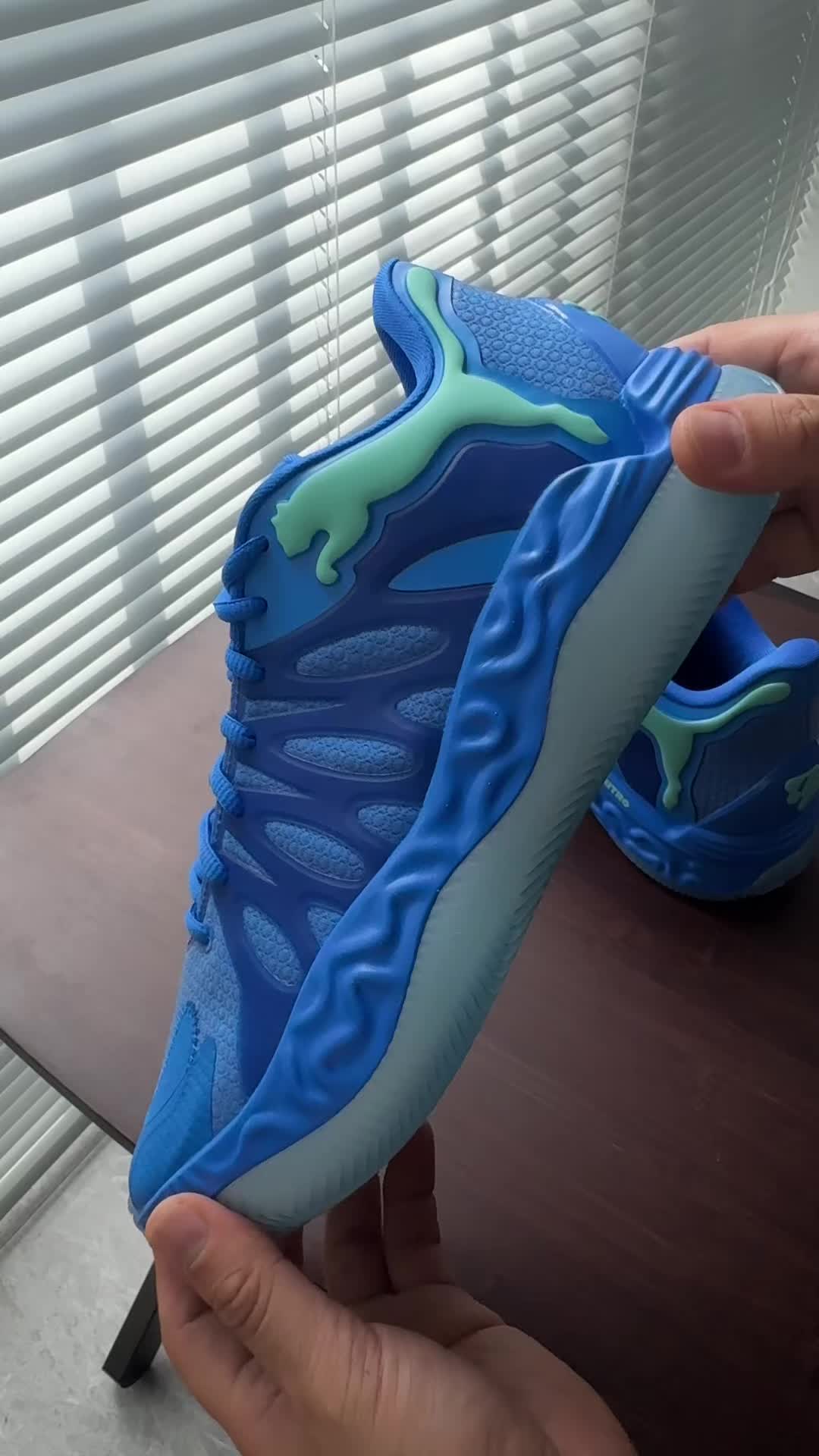 沉浸式开箱丨Puma Hali 1