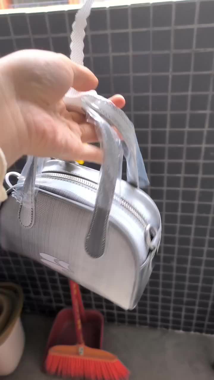 cryingcenter银色迷你包包