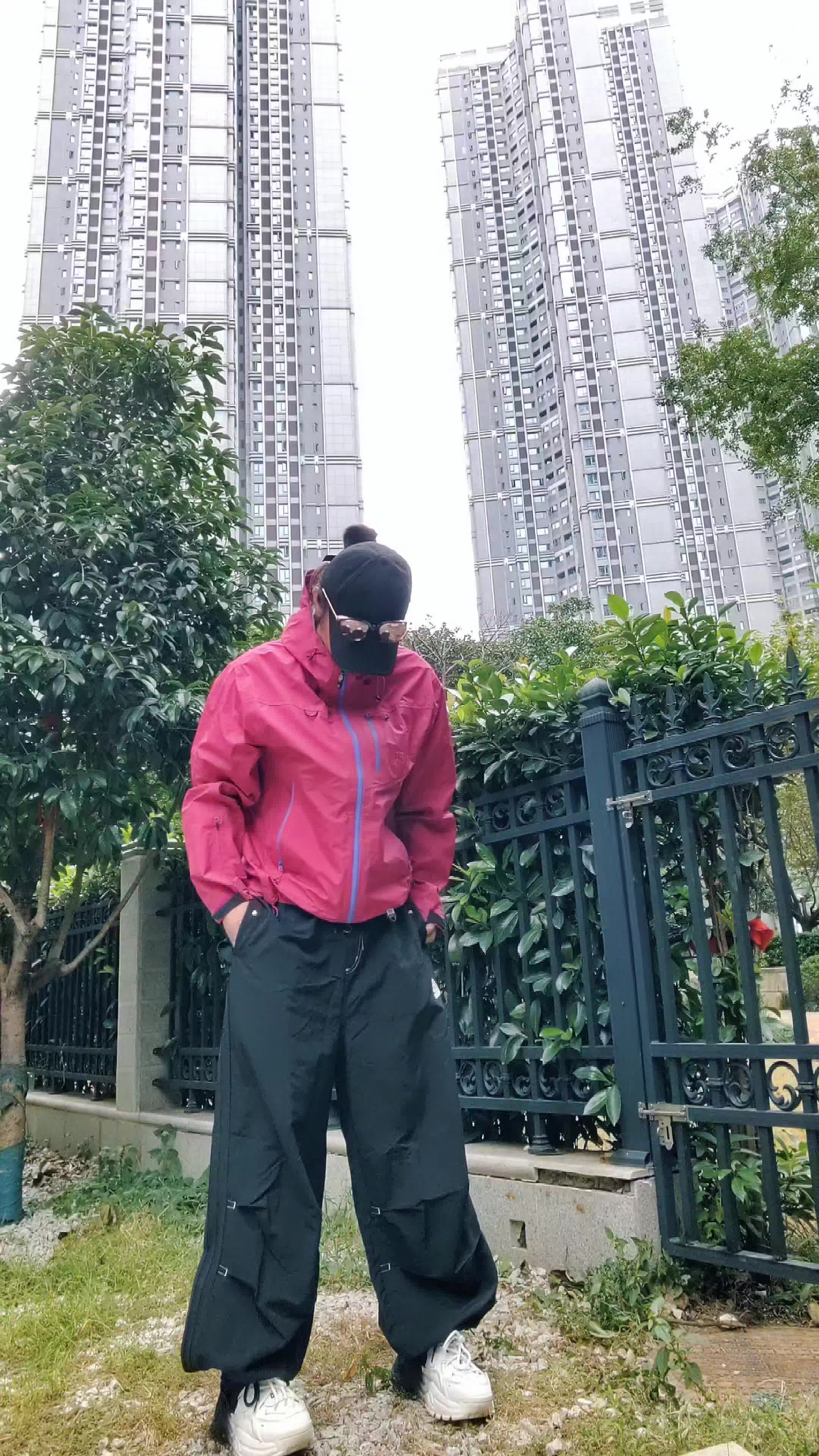 秋日时髦户外运动风穿搭分享