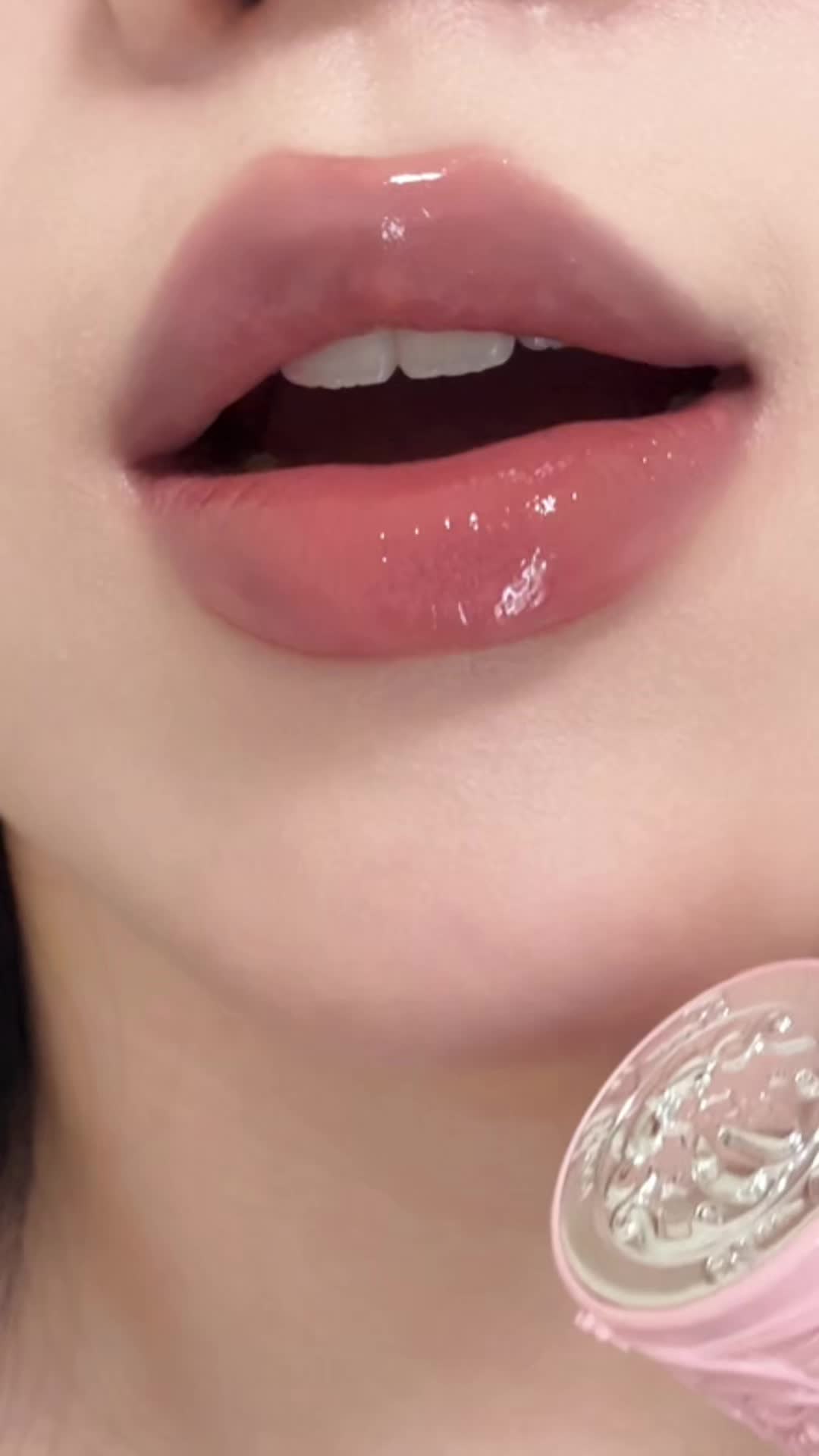 春夏娇憨感！！女宝给我涂好吗好的。。
5 支素颜或淡妆涂就很美！！！