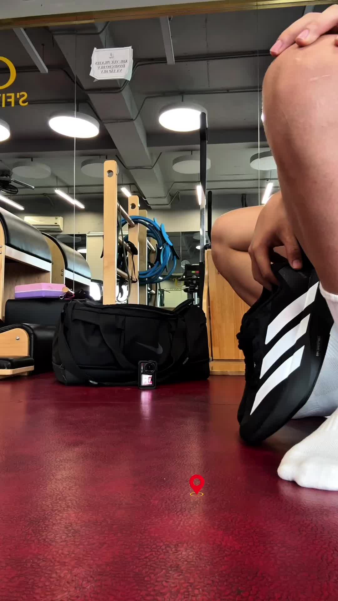 阿迪轻量化速度训练鞋！Adizero EVO SL黑白上脚实测