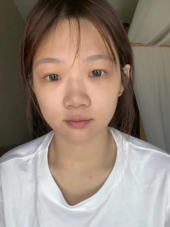 今天是一期叽歪的化妆vlog分享呀