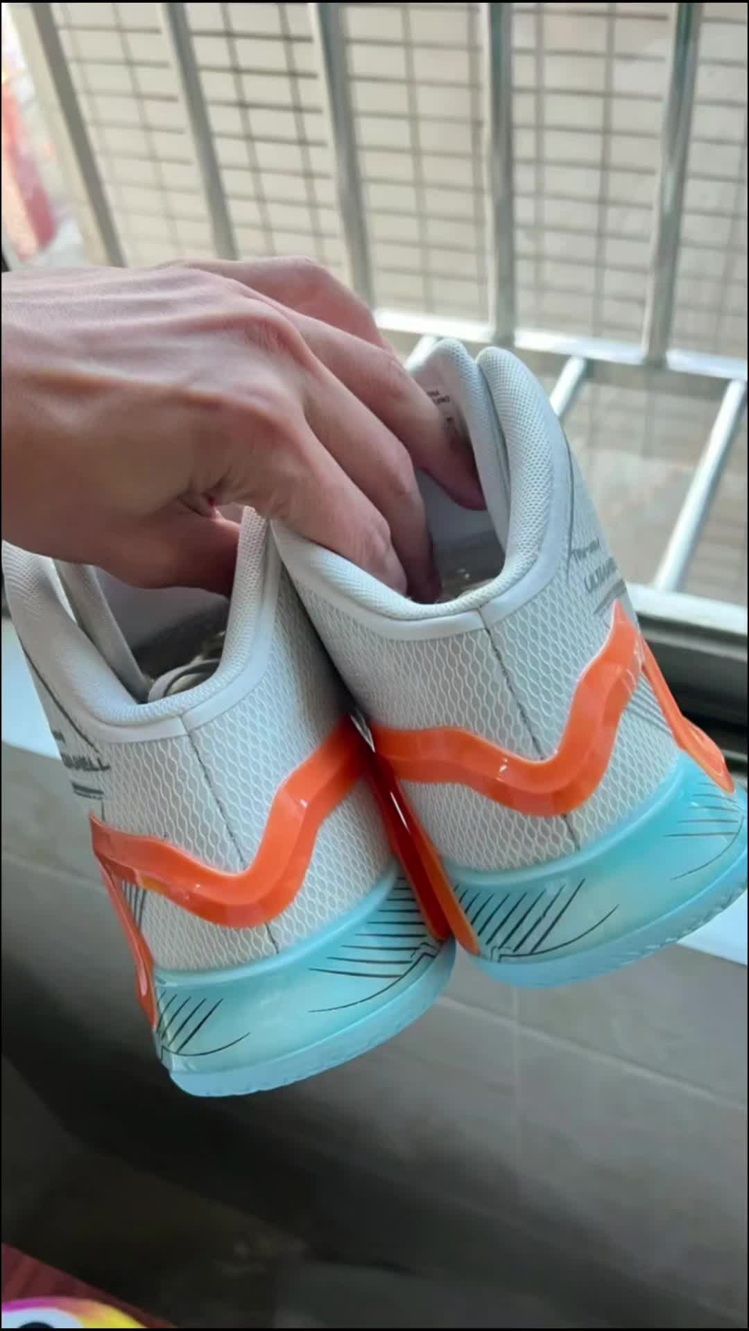 这双的实战球鞋颜值没得说