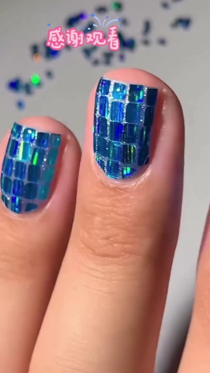 指尖演绎未来科技感