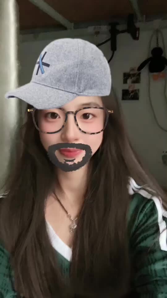 ✔单品介绍：非常独特的一件衣服

✔推荐