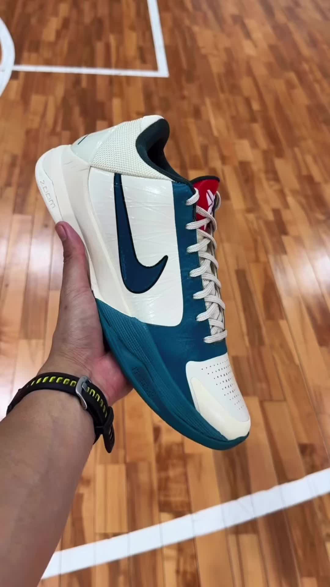 曼巴基因✨Kobe5 Protro 克拉克联名，颜值实战双在线