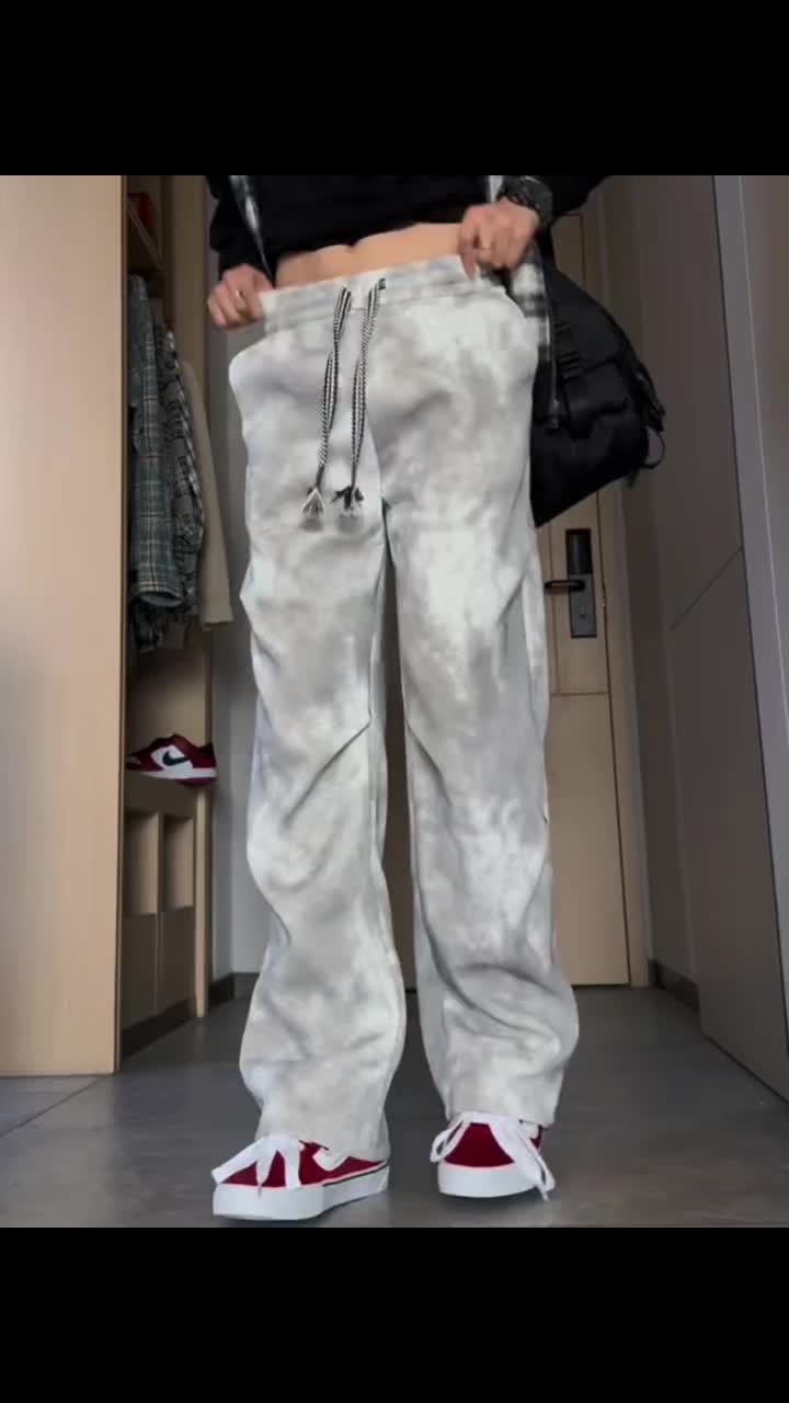 这款美式工装风高街脏脏裤，秋冬加绒加厚设